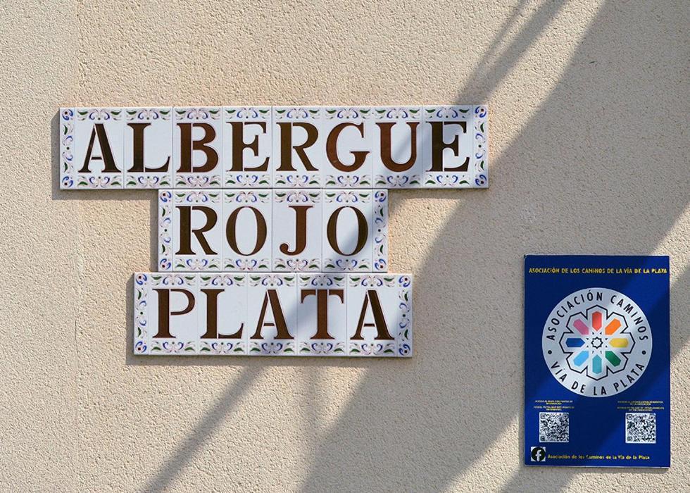 Albergue Rojo Plata Torremegía Buitenkant foto